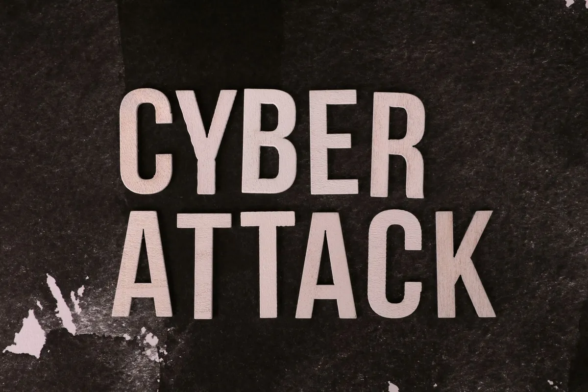 Autonomous cybersecurity dashboard with real-time threat response