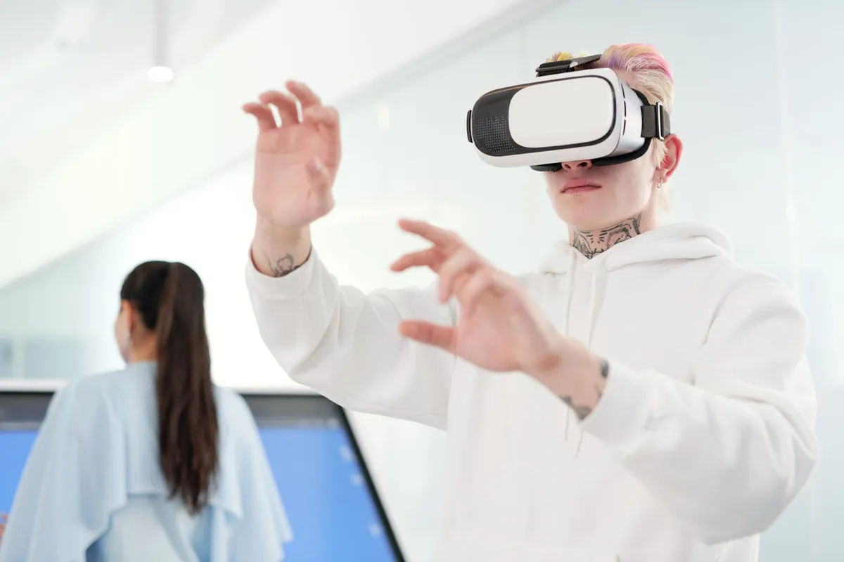 Beyond Pixels: How VR/AR is Rewriting the Rules of Learning
