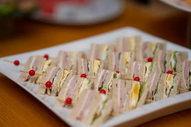 Bombay Sandwich Layers