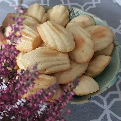 Madeleine : Le Souvenir Sucré de l'Enfance