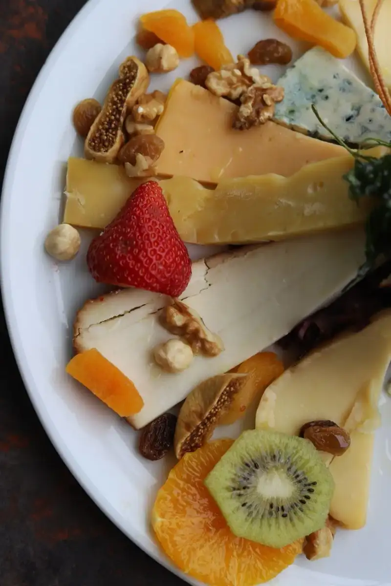 Exploring the Delightful World of Cheese Pairings