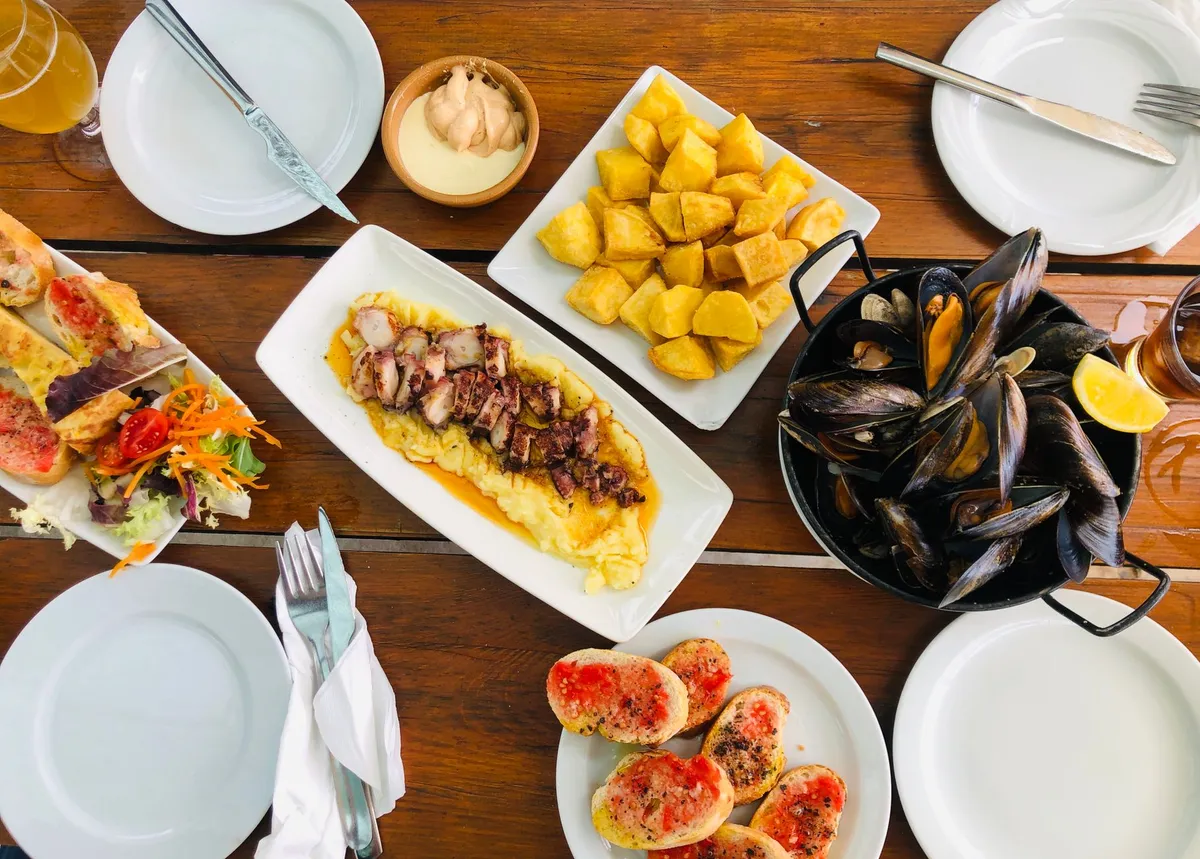 From Andalusia to Galicia: The Definitive Journey Through Spain’s Tapas Culture and Recipes