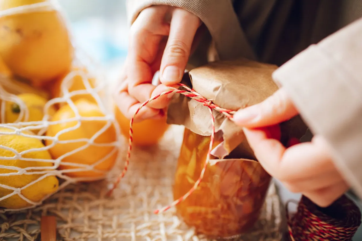 Global Secrets of Preserved Lemons & Salt‑Cured Citrus: From Marrakech Markets to Tokyo Kitchens