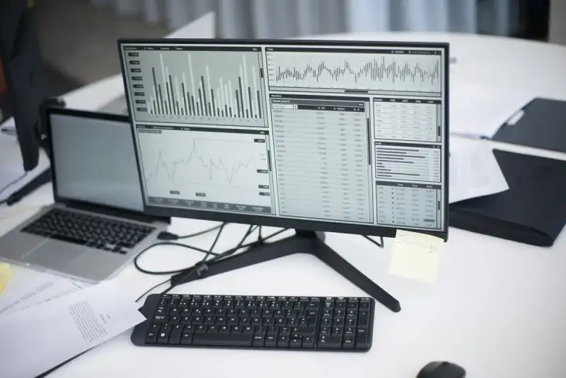 Homomorphic Encryption - Part 02: Real-World Applications in Privacy-Preserving Analytics