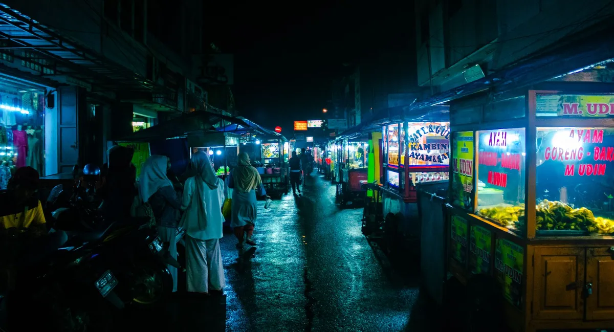 Il Cuore della Città: Il Cibo di Strada di Mumbai