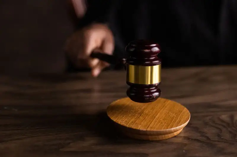 Riflessione sulla giustizia e l'innocenza