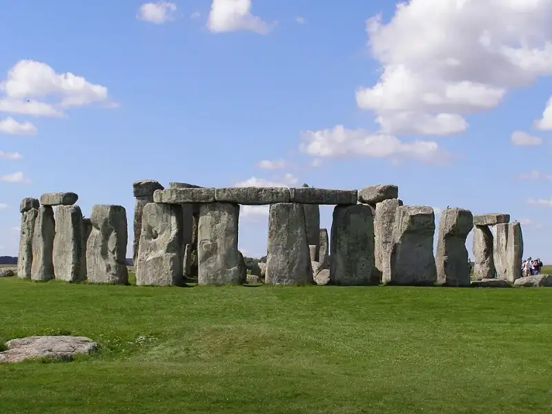 Unraveling the Mysteries of Stonehenge: A Monolithic Marvel of the Ancient World