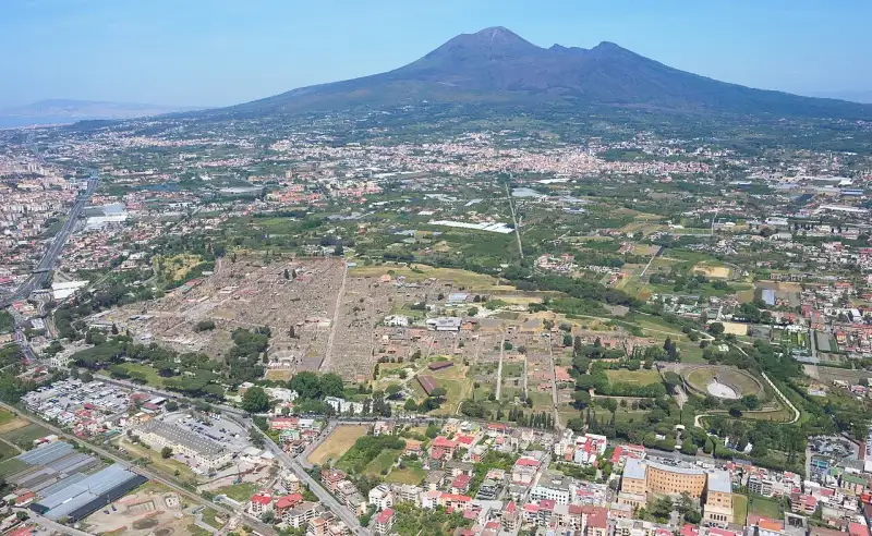 Scavi di Pompei: La Città Congelata nel Tempo