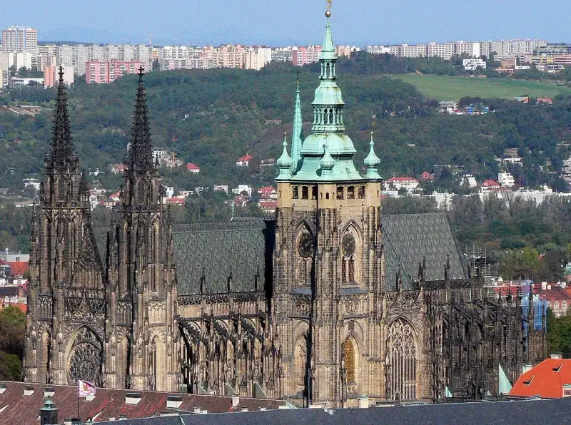La Cathédrale Saint-Guy de Prague : Joyau de Bohême