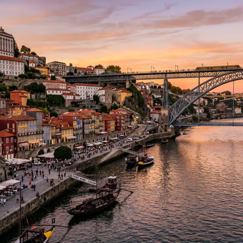 Porto: Degustando Francesinha às Margens do Rio Douro