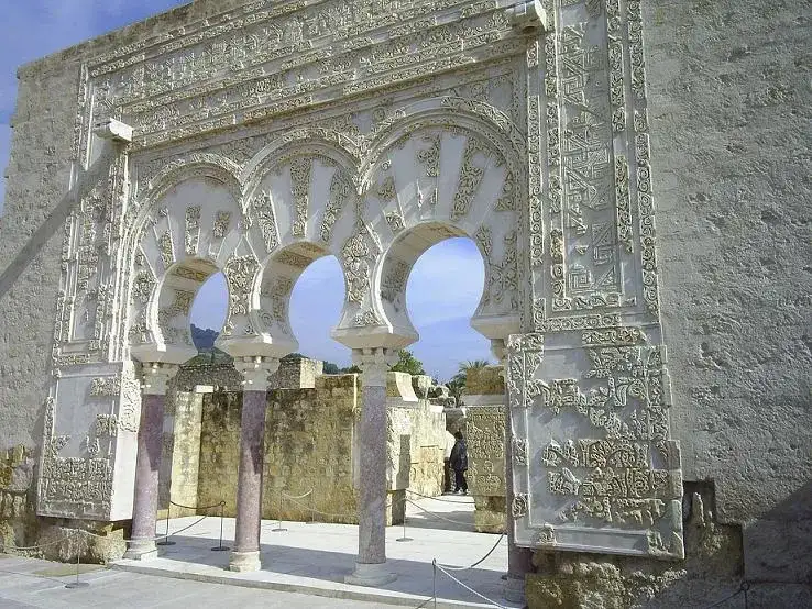 Medina Azahara: La Ciudad Brillante