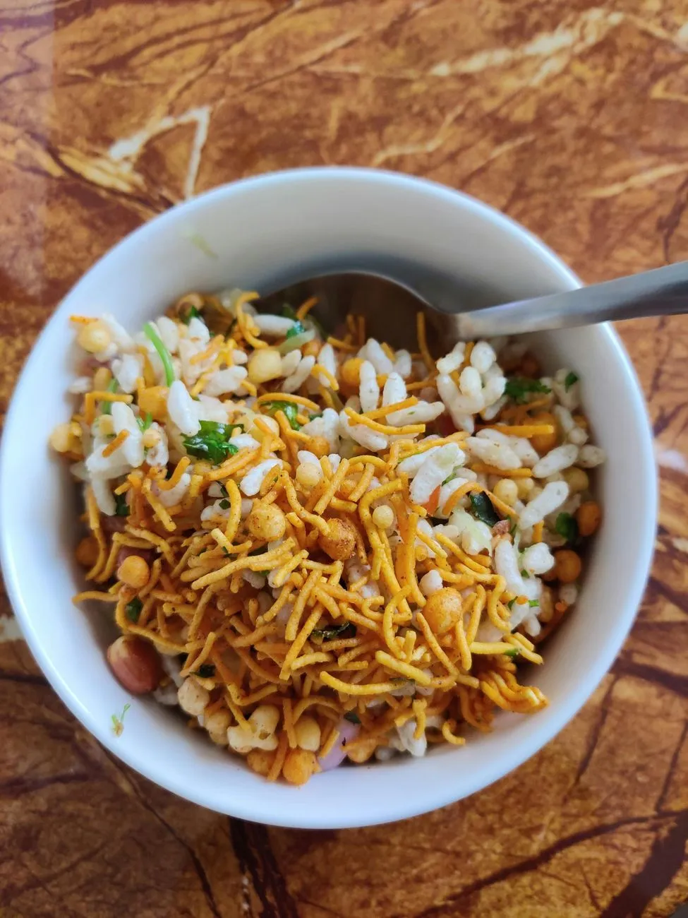 Mumbai’s Melting Pot of Flavors: The Soul-Satisfying Street Food That Defines the City