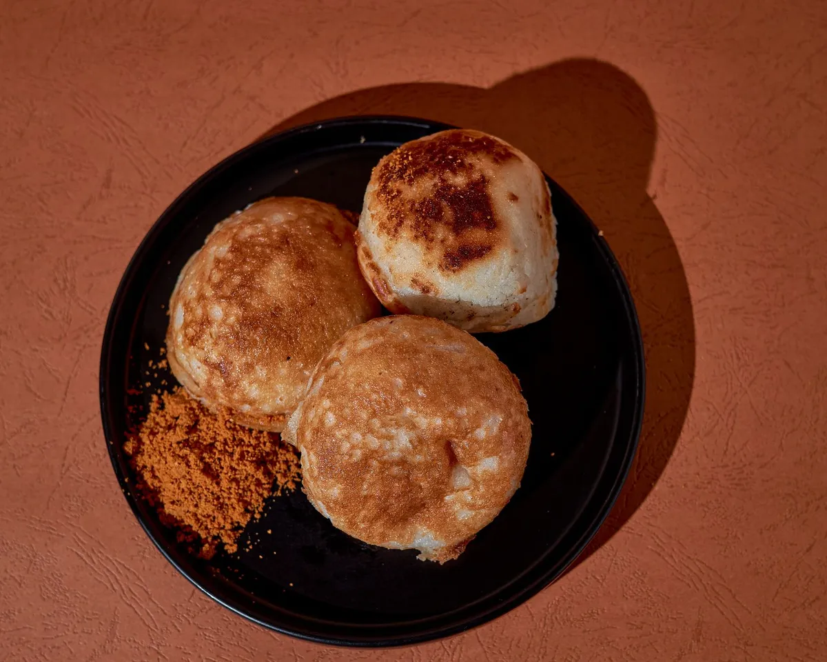 Mumbai dabeli street snack