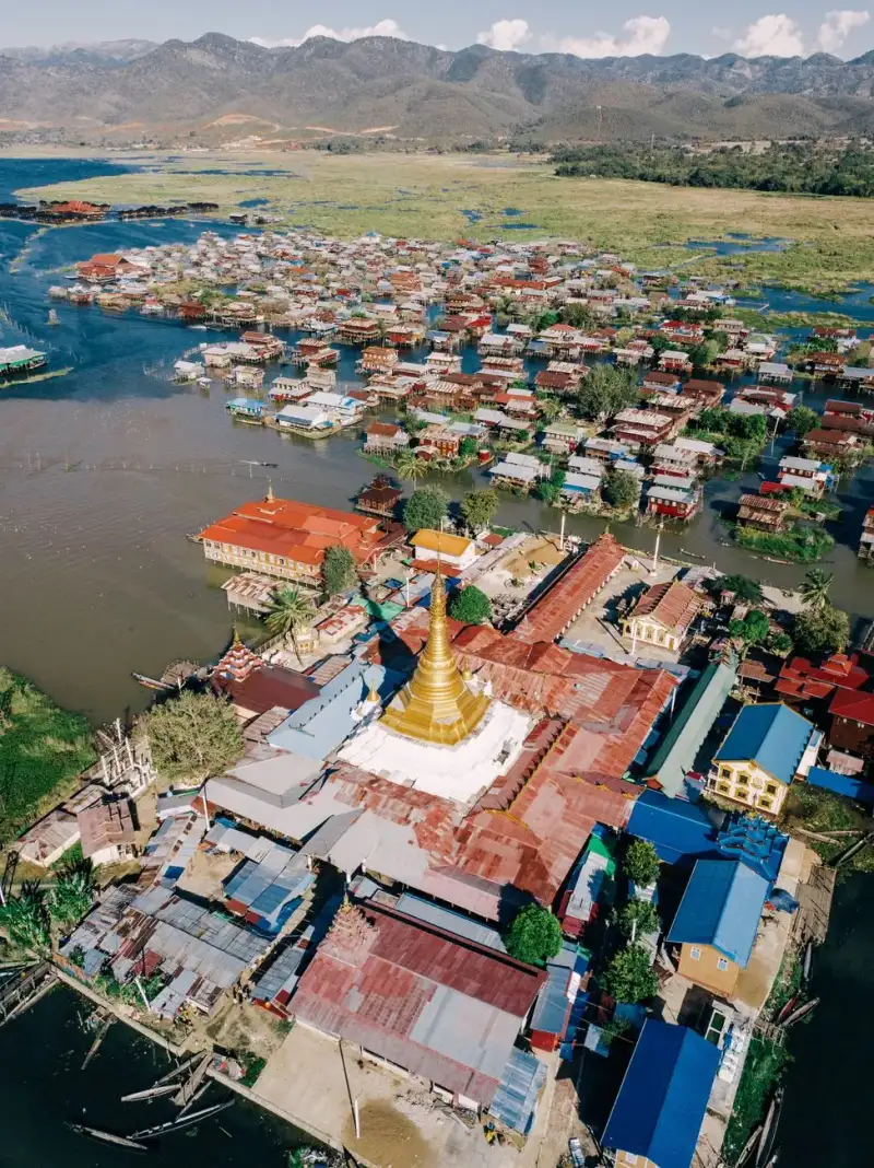 Floating market on Inle Lake, Myanmar