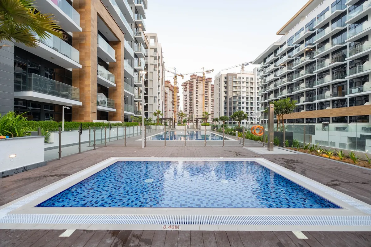 A modern apartment in Muscat with a view of the sea