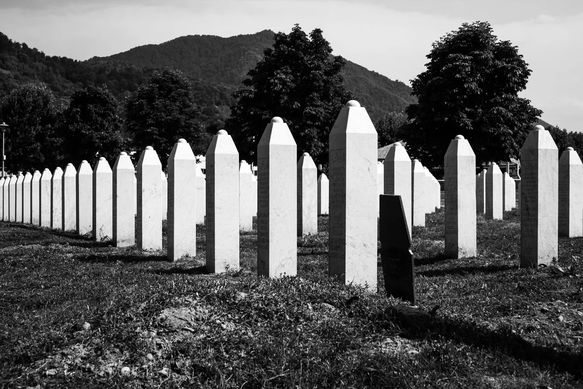 Ombre di Storia: Viaggio nel Turismo Oscuro tra Memoria e Mistero
