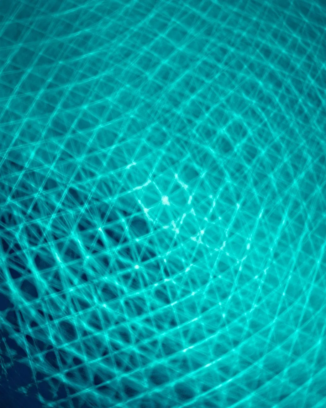 Close-up of a nitrogen-vacancy center in diamond lattice