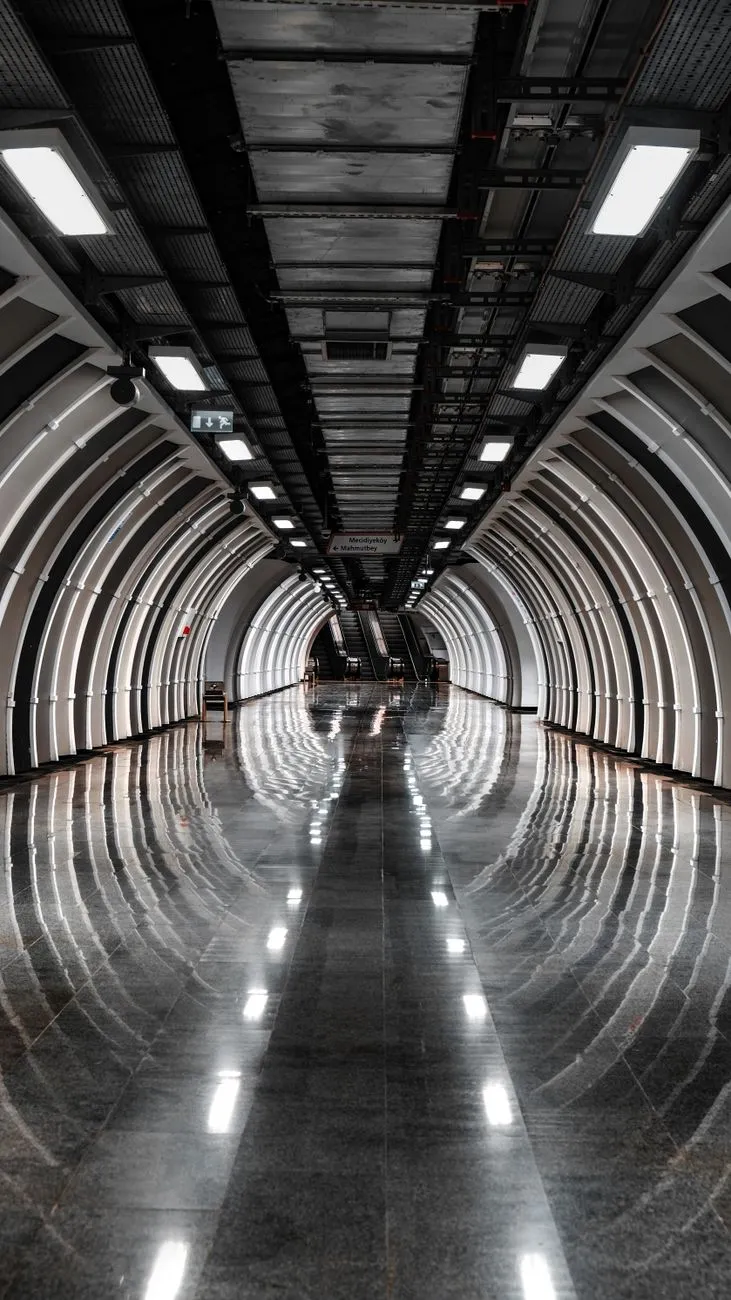 Racing the Void: Hyperloop’s Leap into Ultra‑High‑Speed Ground Transport
