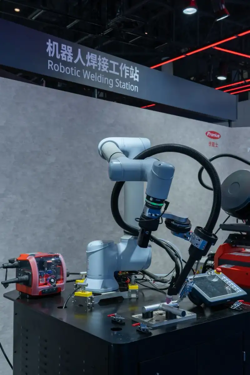 Revolutionizing Autonomous Task Execution: The Evolution of Large Action Models (LAMs)
