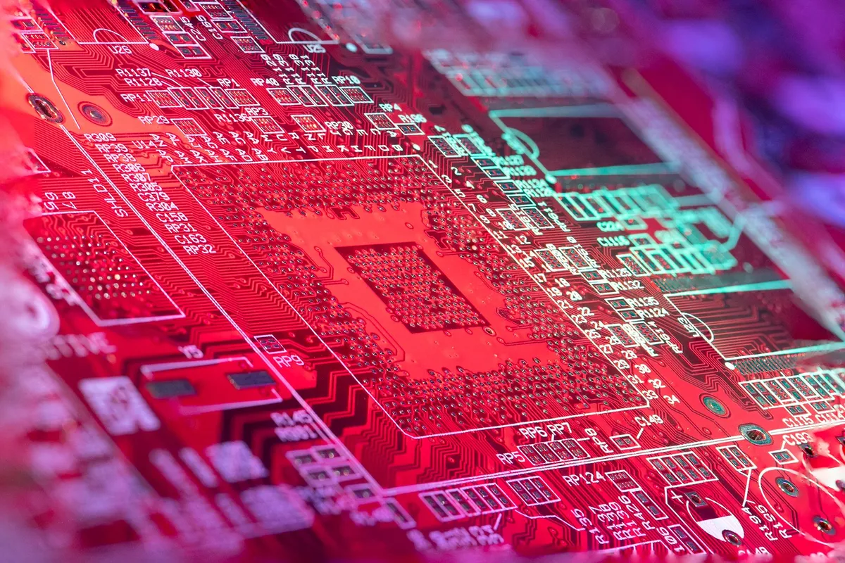 Revolutionizing Custom Silicon: The Impact of RISC-V on the Market