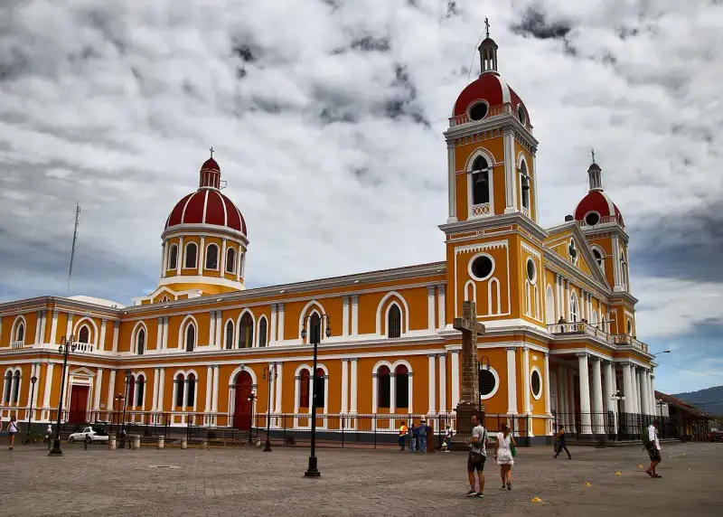Granada: El Encanto Colonial de Nicaragua