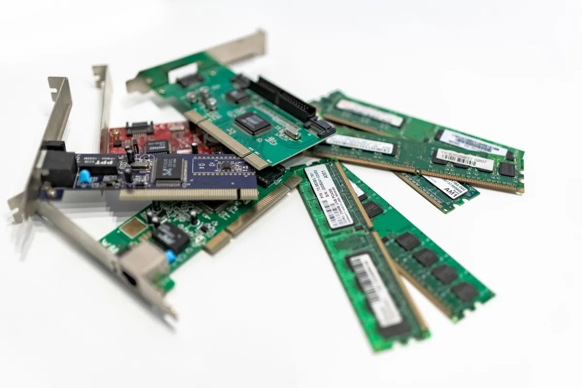 Sustainable Tech - Part 02: Biodegradable Substrates for Circuit Boards