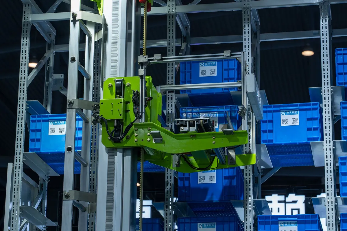 Swarm Intelligence in Warehouse Logistics: A New Era of Advanced Robotics