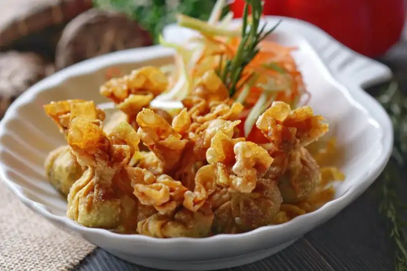 Szechuan Wontons Serving