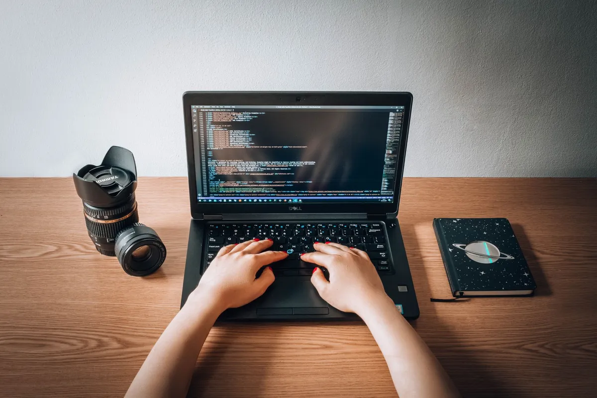 The Art of Tech Reviewing: A Comprehensive Guide to Mastering the Craft