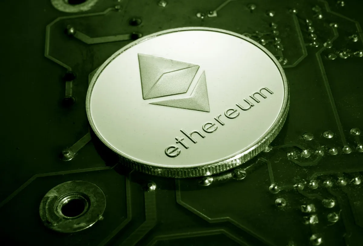 The Convergence of AI Agents and Blockchain: A New Era for FinTech and Healthcare Automation
