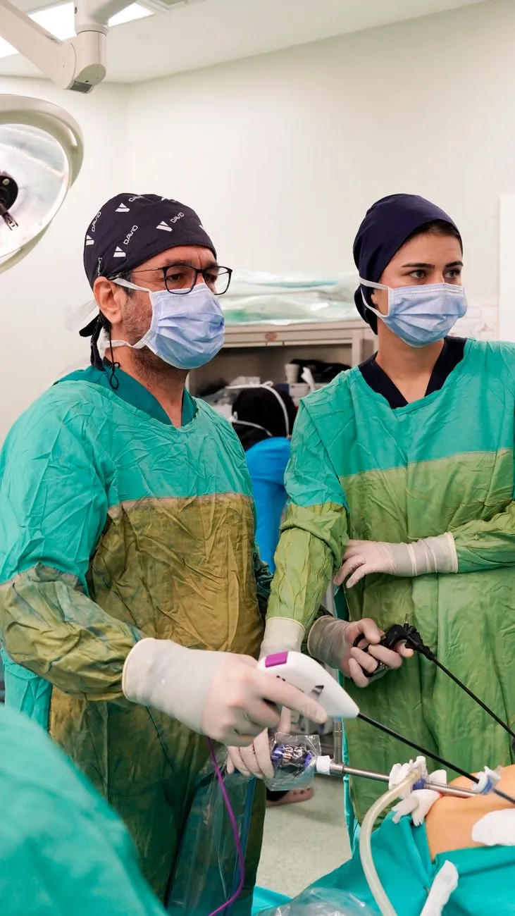 Futuristic robotic surgery system with haptic feedback gloves