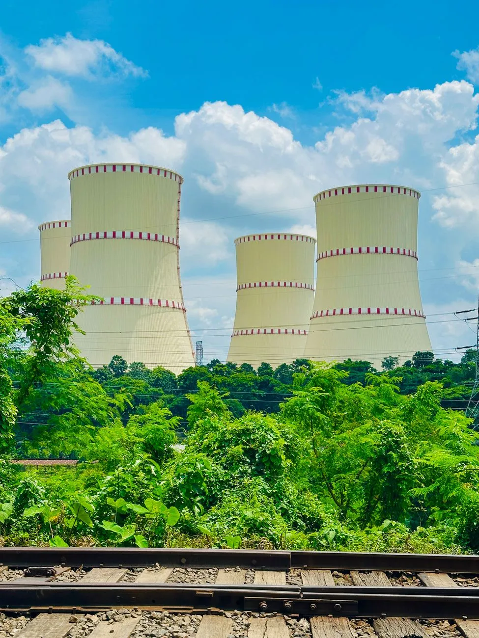 The Thermodynamic Horizon: Decoding the Convergence of AI-Driven Fusion and Kinetic Energy Grids
