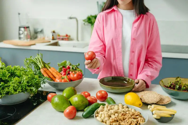 Veganismo: Una Rivoluzione Morale, Ambientale e Gastronomica che Sta Ridisegnando il Mondo